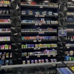 Rock N Roll It Smoke and Vape Shop - Katy
