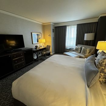 The Ritz-Carlton, Tysons Corner - Hotels Near Me - McLean, Virginia
