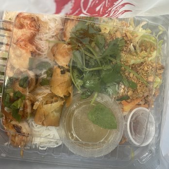 Saigon Bistro - Vietnamese Near Me - Concord, California Saigon Bistro - Vietnamese Near Me - Concord, California