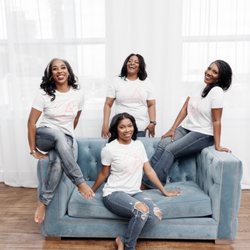 Studio Bella's Photography & Boutique Studio Rental