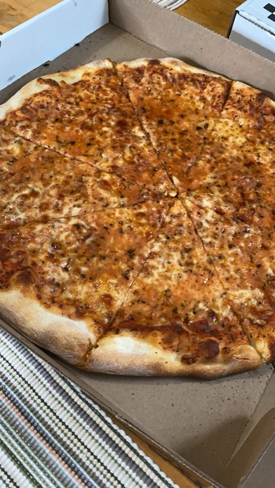 Food from Joe's Pizza