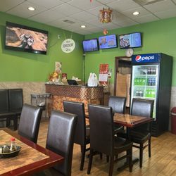 Wok N Go - Small and very pleasant place