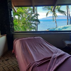 Maui Outcall Massage - One of my favorite massage locations right on baby beach Lahaina, alas the Lahaina wildfire of August 2023 destroyed this location.