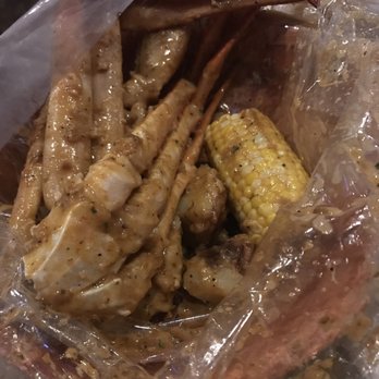 Oceanic Boil - 1 lb. Snow Crab Leg, comes with corn and potatoes in the oceanic mix, extra spicy, sooo good! - Cajun/Creole Near Me - Jackson Heights, New York Oceanic Boil - 1 lb. Snow Crab Leg, comes with corn and potatoes in the oceanic mix, extra spicy, sooo good! - Cajun/Creole Near Me - Jackson Heights, New York