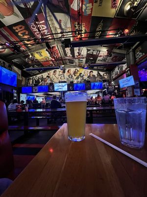 Rock & Brews by null