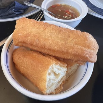 LSXO - Chinese doughnut ($4) rly good! - Vietnamese Near Me - Huntington Beach, California LSXO - Chinese doughnut ($4) rly good! - Vietnamese Near Me - Huntington Beach, California
