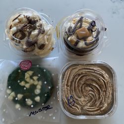 Doo Wop Desserts - Reese's cupcake, chocolate caramel cupcake, monster cookie and a frosted snickerdoodle cheesecake.