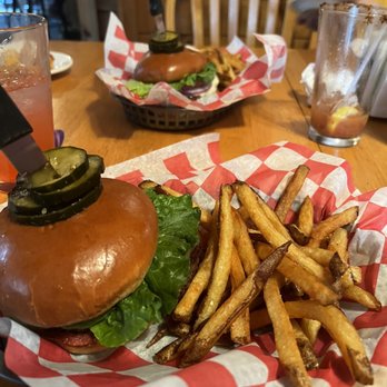 Pickles Bar and Grill - All American Burger - Pubs Near Me - Hazelhurst, Wisconsin