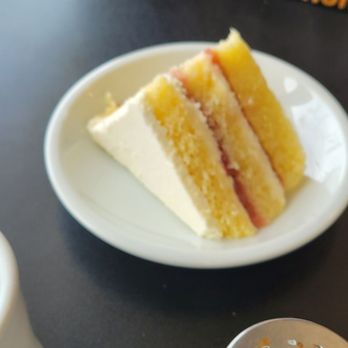 Baker's Sweets Bistro & Bakery - Strawberry shortcake - Bakeries Near Me - Sumter, South Carolina
