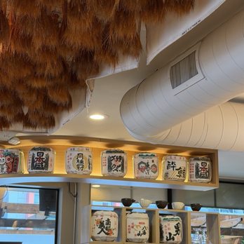 Tendon Kohaku - Decor - Japanese Near Me - Bellevue, Washington