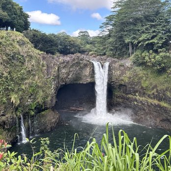 Rainbow Falls - Parks Near Me - Hilo, Hawaii