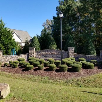 Parkway Landscaping - HOA subdivision entrance maintenance! - Landscaping Near Me Parkway Landscaping - HOA subdivision entrance maintenance! - Landscaping Near Me