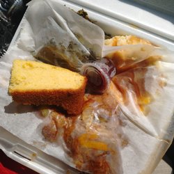 Son Ja's Soul Food - Cornbread and cranberry sauce