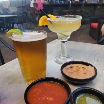 Gecko Grill - Drinks and sauces for the chips - Mexican Near Me - Gilbert, Arizona
