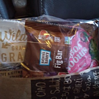 American Airlines - Snack - Airlines Near Me - Chicago, Illinois American Airlines - Snack - Airlines Near Me - Chicago, Illinois