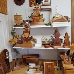 Woods & Trophies - Custom trophies and signage