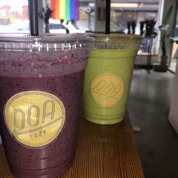 Poa Cafe - Superfood Green Smoothie Powerberrry Smoothie - Juice Bars & Smoothies Near Me - Portland, Oregon