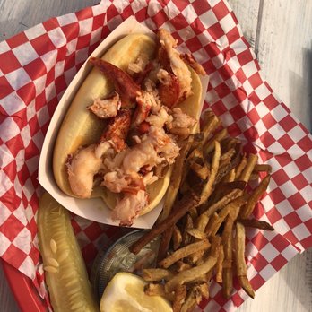 Point Lobster - Lobster roll - Seafood Markets Near Me - Point Pleasant Beach, New Jersey Point Lobster - Lobster roll - Seafood Markets Near Me - Point Pleasant Beach, New Jersey