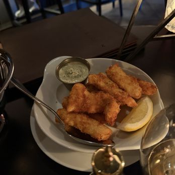 Maple & Ash - Seafood Near Me - Boston, Massachusetts