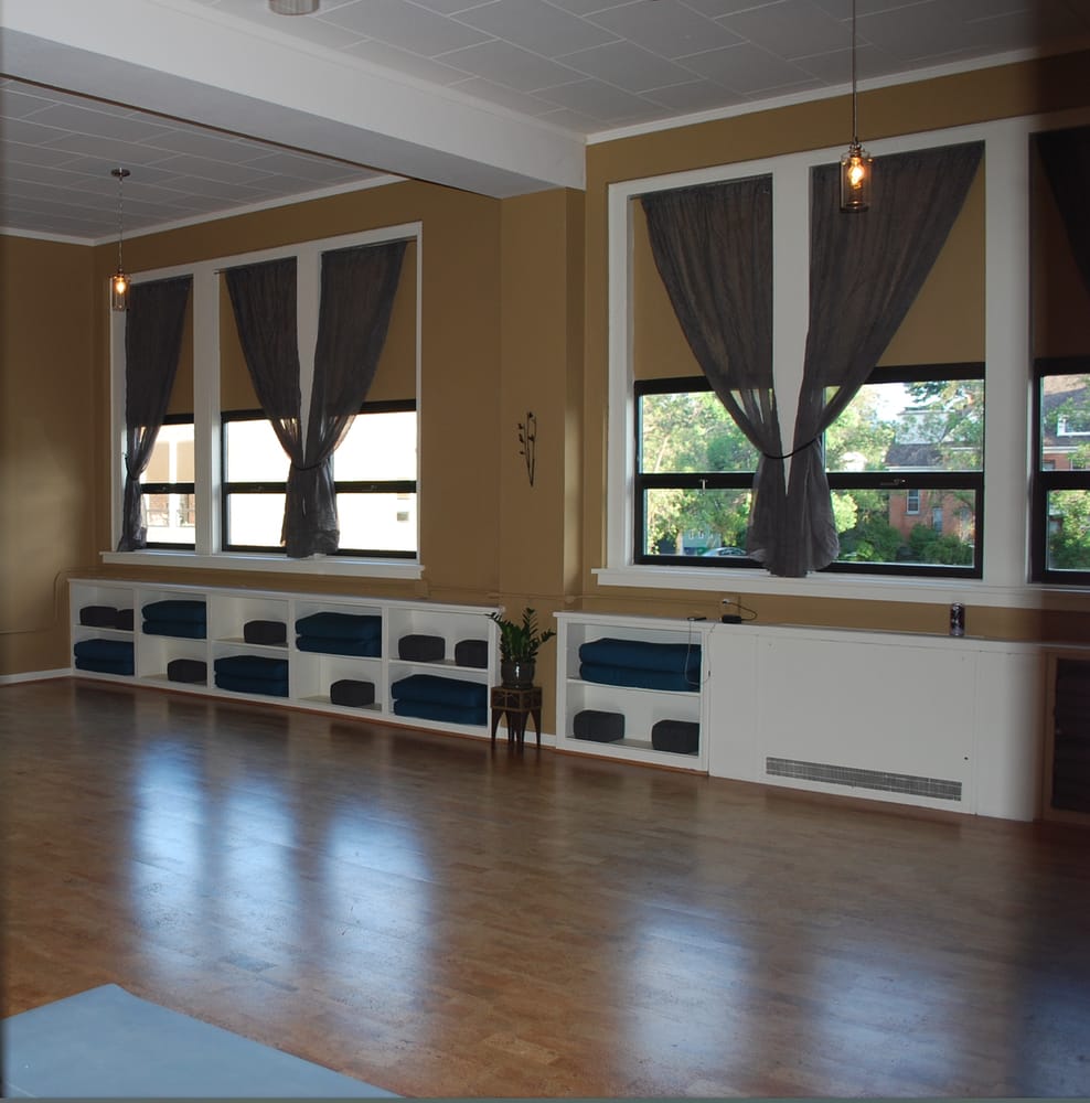Pure Healing Yoga Logo