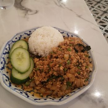Kin Dee - Basil Chicken with jasmine rice - Thai Near Me - Houston, Texas Kin Dee - Basil Chicken with jasmine rice - Thai Near Me - Houston, Texas