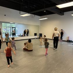In Motion Dance & Pilates - Tots and Me Class