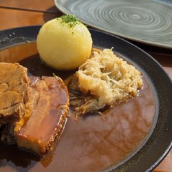 Brauhaus am Schloss - Schweinsbraten in Dunkelbiersoße