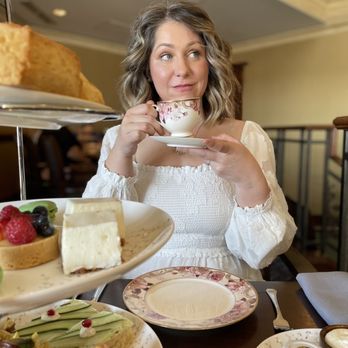 Harvest Room - Breakfast & Brunch Near Me - Edmonton, Alberta