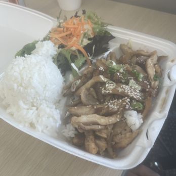 Ekahi Grill - Maui Chicken - Hawaiian Near Me - Gypsum, Colorado