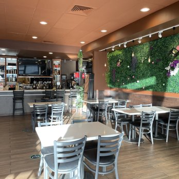 La Ciccia - Seating is socially distanced - Italian Near Me - Honolulu, Hawaii La Ciccia - Seating is socially distanced - Italian Near Me - Honolulu, Hawaii