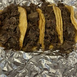 Cabeza tacos - plenty of meat Cabeza tacos - plenty of meat