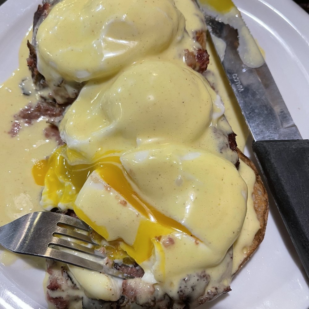 Wolfgang's Restaurant - Perfectly Prepared Poached Eggs! - Breakfast & Brunch Near Me - Grand Rapids, Michigan Wolfgang's Restaurant - Perfectly Prepared Poached Eggs! - Breakfast & Brunch Near Me - Grand Rapids, Michigan
