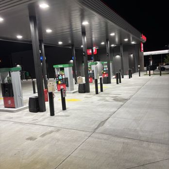 Speedway - Diesel area from truck parking spots. - Gas Stations Near Me - Bellefontaine, Ohio Speedway - Diesel area from truck parking spots. - Gas Stations Near Me - Bellefontaine, Ohio