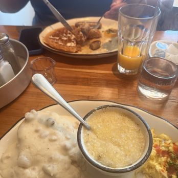 Hot Suppa - Waffles, biscuits and gravy, grits, scrambled eggs - Breakfast & Brunch Near Me - Portland, Maine Hot Suppa - Waffles, biscuits and gravy, grits, scrambled eggs - Breakfast & Brunch Near Me - Portland, Maine