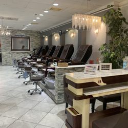 T2 Nails