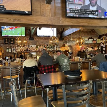 Mill House Brewing Company - Bar area - Breweries Near Me - Poughkeepsie, New York Mill House Brewing Company - Bar area - Breweries Near Me - Poughkeepsie, New York
