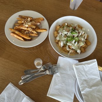 Alice's - Garlic parmesan fries , Totchos - New American Near Me - Lake Hopatcong, New Jersey