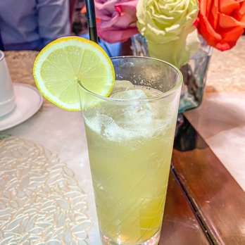 Bloom & Bee - Bee's Knees Cocktail - New American Near Me - Houston, Texas Bloom & Bee - Bee's Knees Cocktail - New American Near Me - Houston, Texas