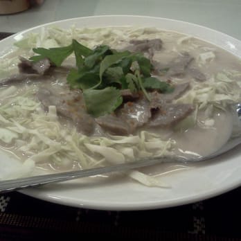 Thai Village - Garlic Curry with Beef - Thai Near Me - Honolulu, Hawaii Thai Village - Garlic Curry with Beef - Thai Near Me - Honolulu, Hawaii