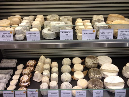 Au Petit Fromager by null