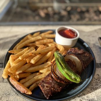 The Hideaway - Steak frites ($45) - Cocktail Bars Near Me - Lahaina, Hawaii The Hideaway - Steak frites ($45) - Cocktail Bars Near Me - Lahaina, Hawaii
