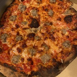 Tastebud - Sausage pizza