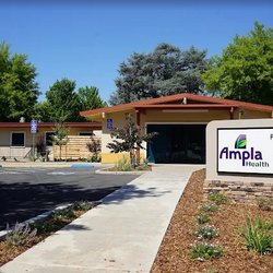 Ampla Health - Main entrance. Free parking