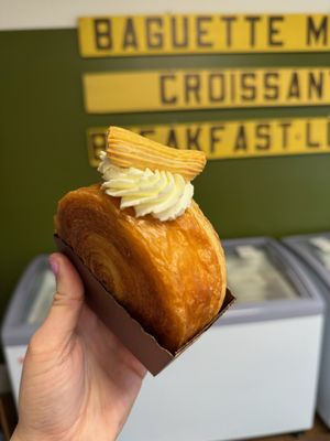 Baguette Magic Folly Rd by null