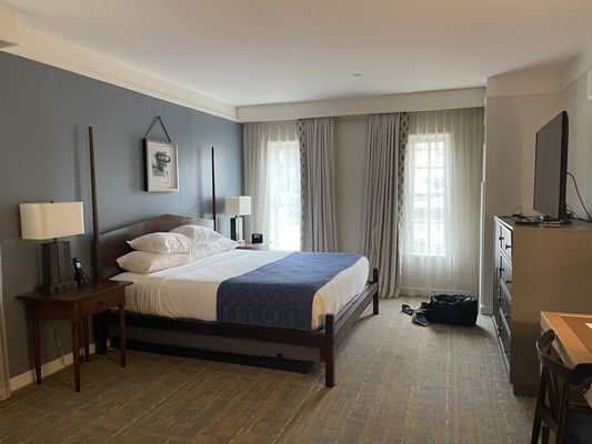 Williamsburg Lodge, Autograph Collection by null