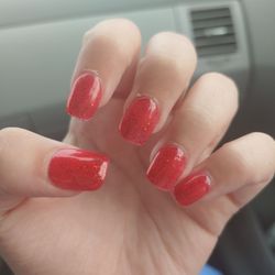 Queen Nails - Glitter nail polish