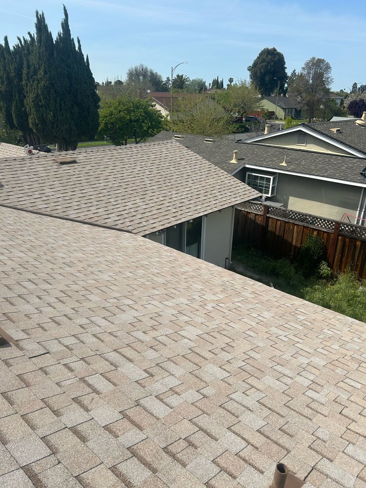 Slide of Universal Builders