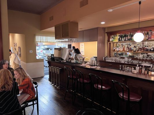 Gina's on Congress by null