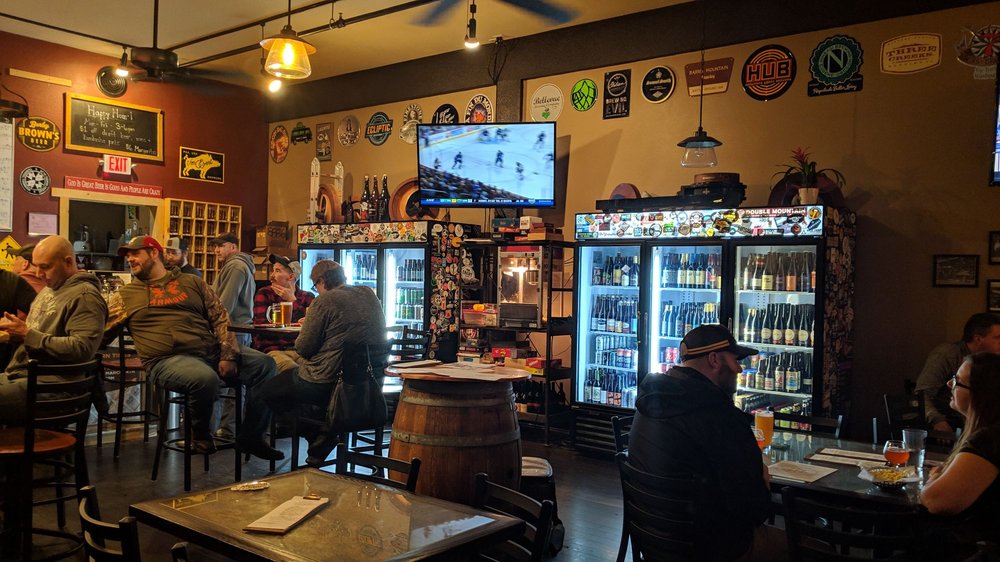 CAPS N’ TAPS 59 Photos & 66 Reviews Pubs 337 NE 4th Ave, Camas