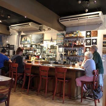 Koko Head Cafe - Inside - Breakfast & Brunch Near Me - Honolulu, Hawaii